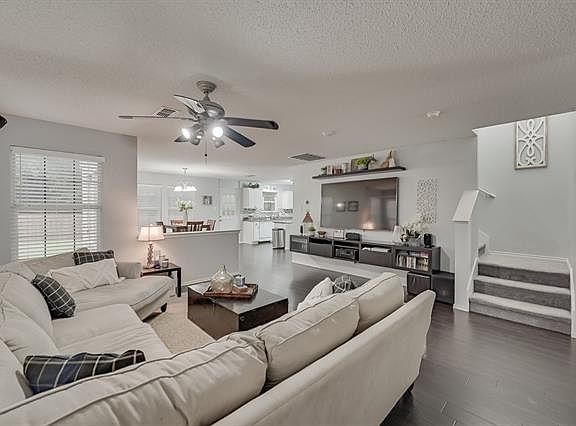 3rd image of 8009 Sartain Dr