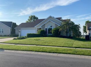 2718 Sassafras Cv, Fort Wayne, IN 46818