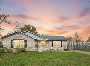 305 Williamsburg Dr, Nicholasville, KY 40356