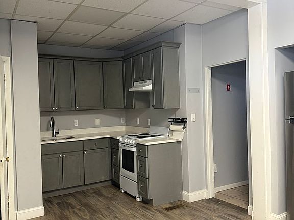 2nd image of 7 Winthrop St #61fb618fb