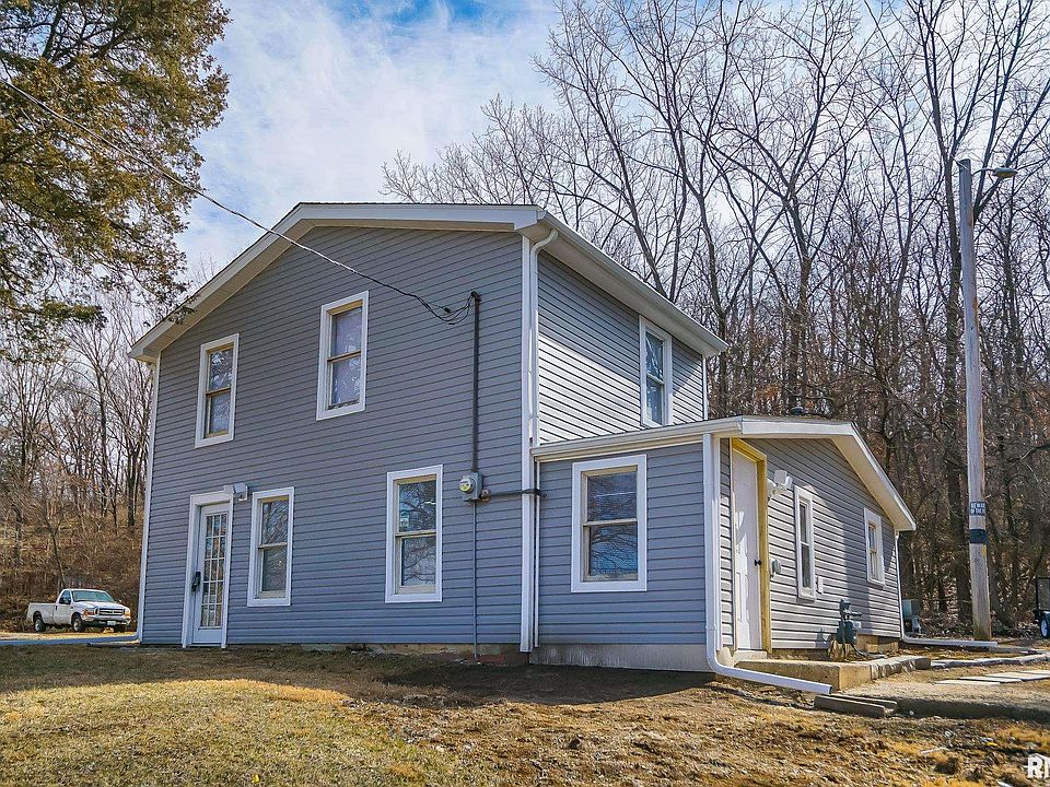 1st image of 472 Hillcrest Dr