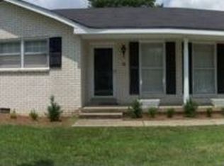 105 Hankins Dr, Lebanon, TN 37087