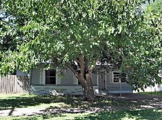 1924 S Walnut St, Brady, TX 76825