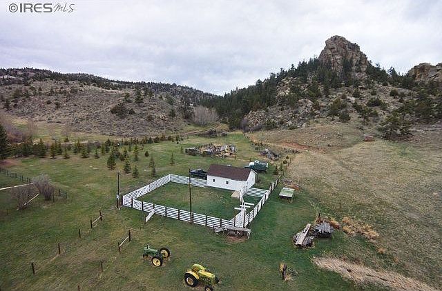 1st image of 90 Three Creek Trl