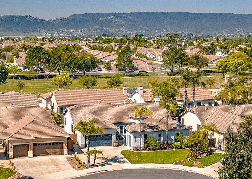 1st image of 26651 Trafalgar Way