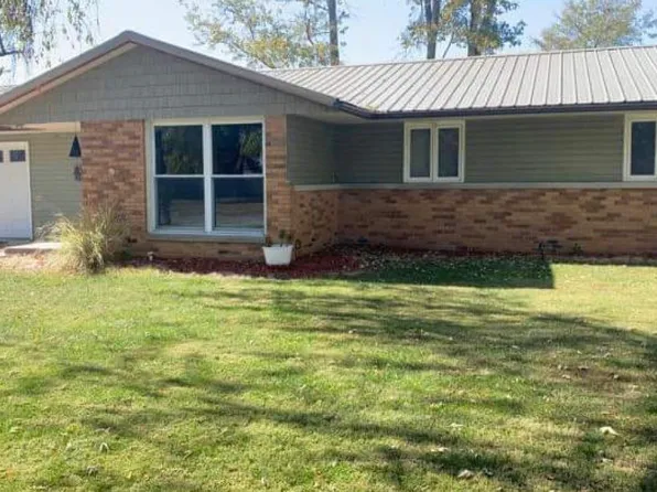 131 Prairie St, Greenfield, IL 62044