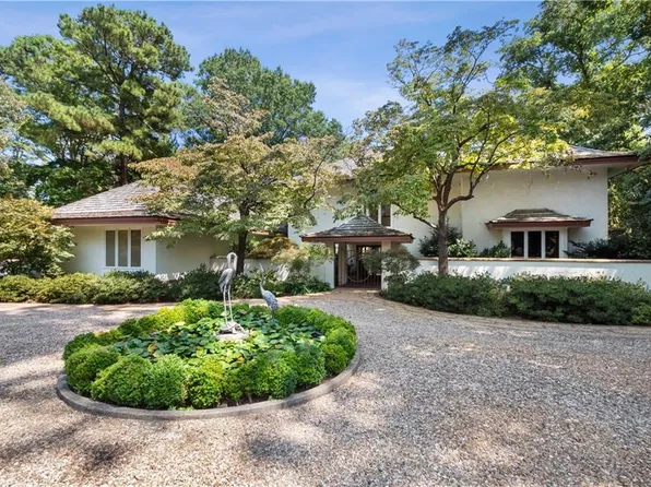 1230 E Bay Shore Dr, Virginia Beach, VA 23451