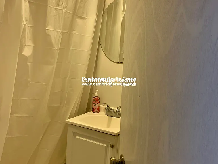 110 Willow St #2T — Photo 11