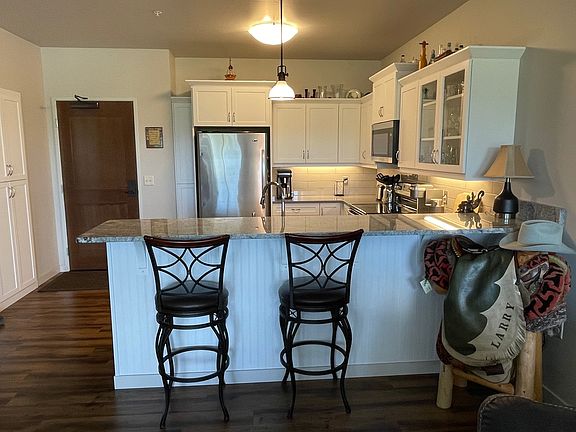 3rd image of 100 Woodlands Way Unit S410