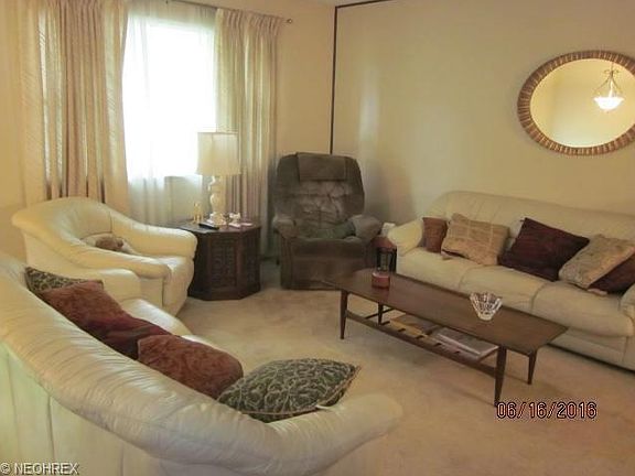 4th image of 236 Gaylord Dr