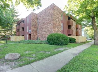 802 W Green St, Urbana, IL 61801