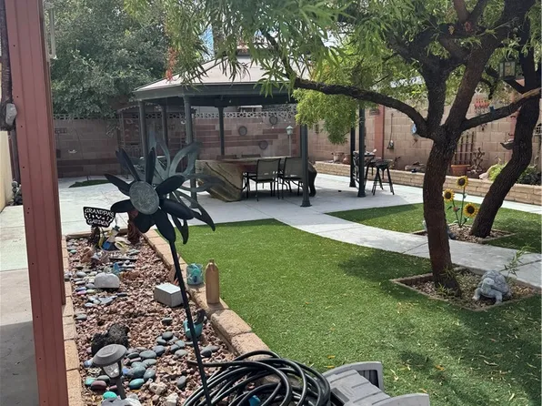 921 Macfarlane St, Las Vegas, NV 89101