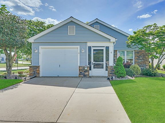 5th image of 6 Buckingham Dr N