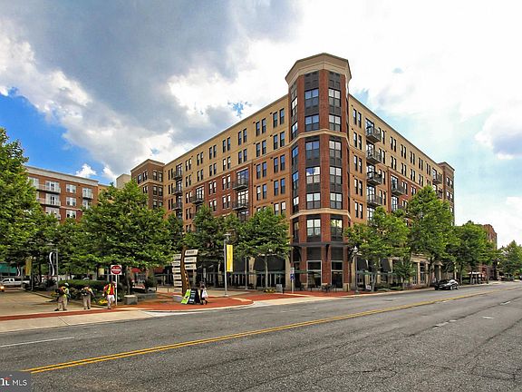 2nd image of 444 W Broad St Unit 726
