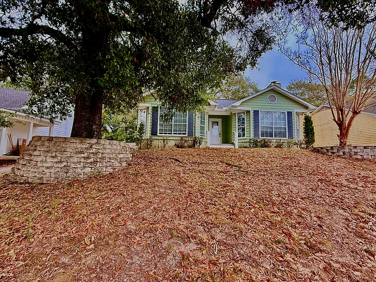 3101 Autumn Ridge Dr W — Photo 1