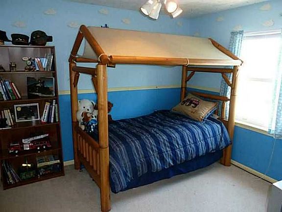 5th image of 101 Alton Way