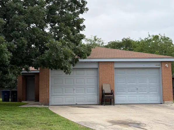 12247 & 12249 Maverick Bluff, San Antonio, TX 78247