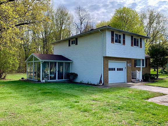 4th image of 1196 Mayfield Dr