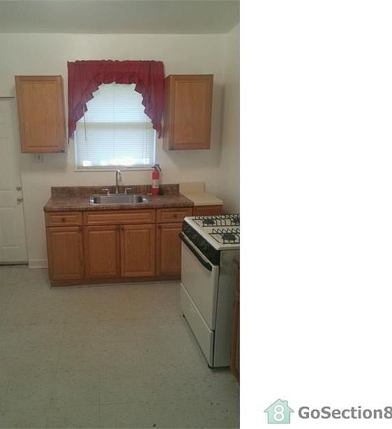 2nd image of 6120 Chancellor St