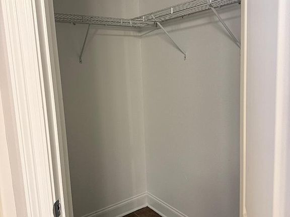 Master Closet (2)