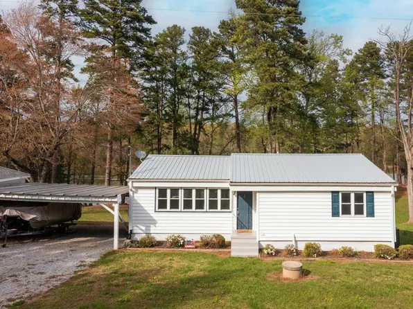 1789 Cuscowilla Ln, Boydton, VA 23917