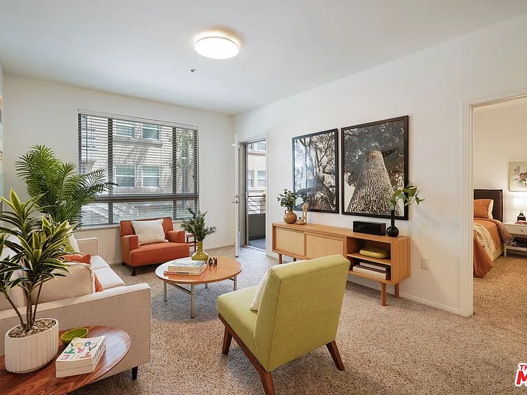 100 S Alameda St #150 — Photo 4