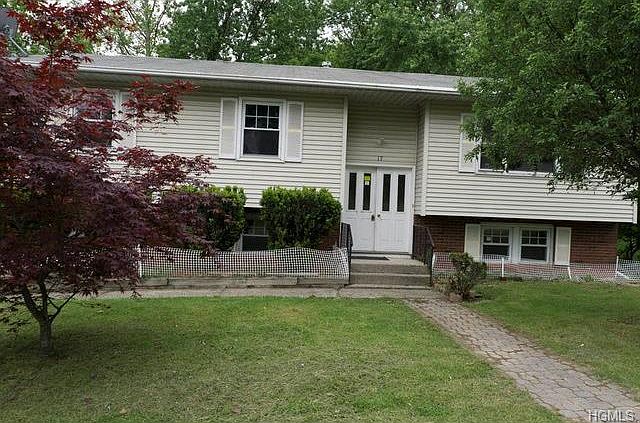 1st image of 17 Hawthorne Ave