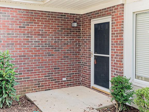 3rd image of 7935 Plum Orchard Way