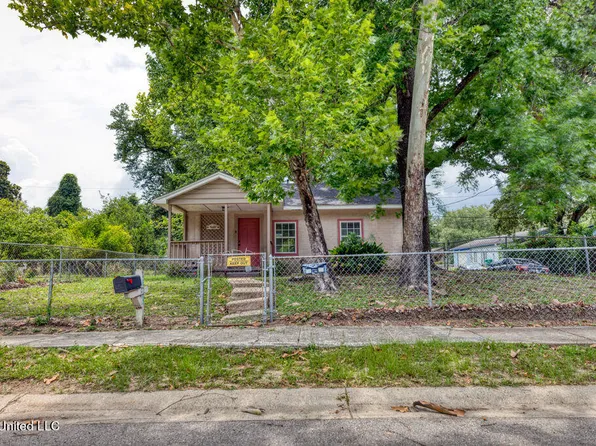 1629 Westward Dr, Gulfport, MS 39501