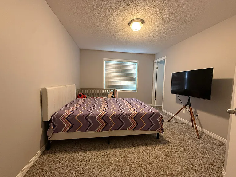 124 Prestwick Vlg SE — Photo 4
