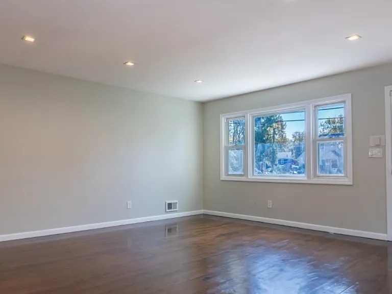 425 Dermody St #6C — Photo 14