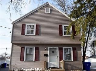 1346 W Commercial St, Appleton, WI 54914