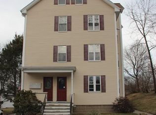 2 2nd Ave APT 3R, North Attleboro, MA 02760