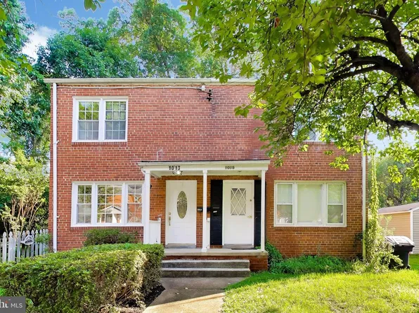 1013 S Buchanan St, Arlington, VA 22204