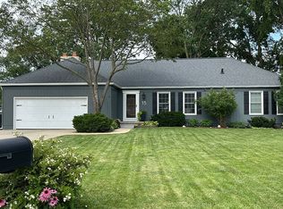 15 Timberledge Pl, Cedar Falls, IA 50613