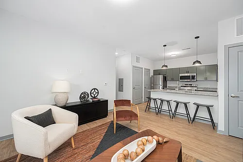 The Retreat at Canal Apartments Photo 1