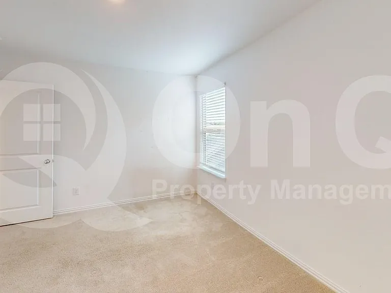 3750 Honey Daisy Dr — Photo 13