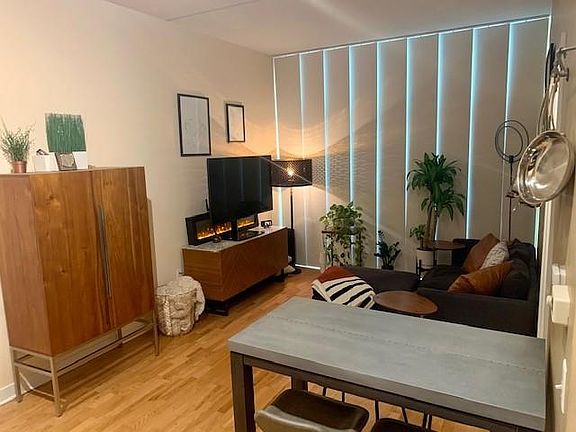 5th image of 660 W Wayman St Unit 506B