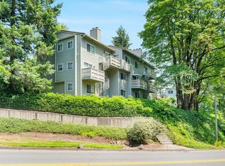 3433 McNary Pkwy APT 302, Lake Oswego, OR 97034