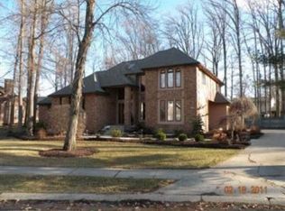 105 Shady Lane Ct, Willard, OH 44890
