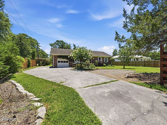 2nd image of 5101 Masonboro Loop Road