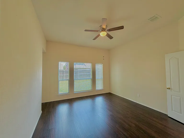 8520 Ontario Dr — Photo 14