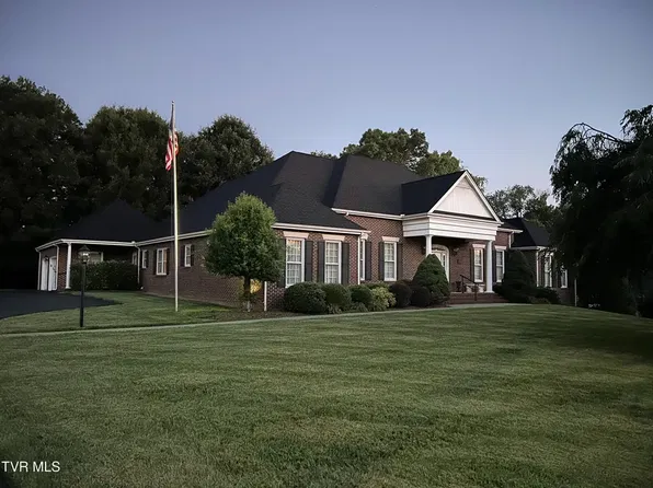 926 Millercrest Dr, Johnson City, TN 37604