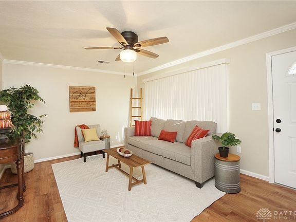 5th image of 3974 Mantell Ave