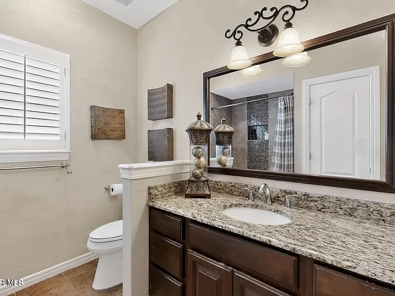 6909 Desert Canyon Dr — Photo 22