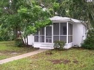 122 Moores Trl, Palatka, FL 32177