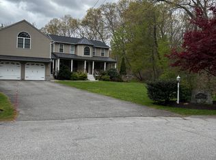 63 Talbut Rd, Scituate, RI 02831