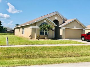 4600 Varsity Cir, Lehigh Acres, FL 33971