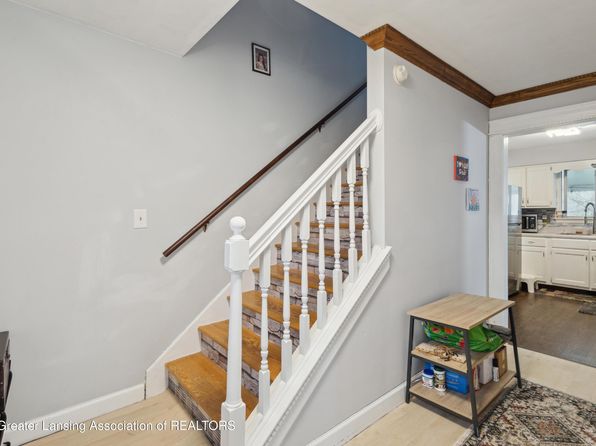2683 Dellridge Dr, Holt, MI 48842