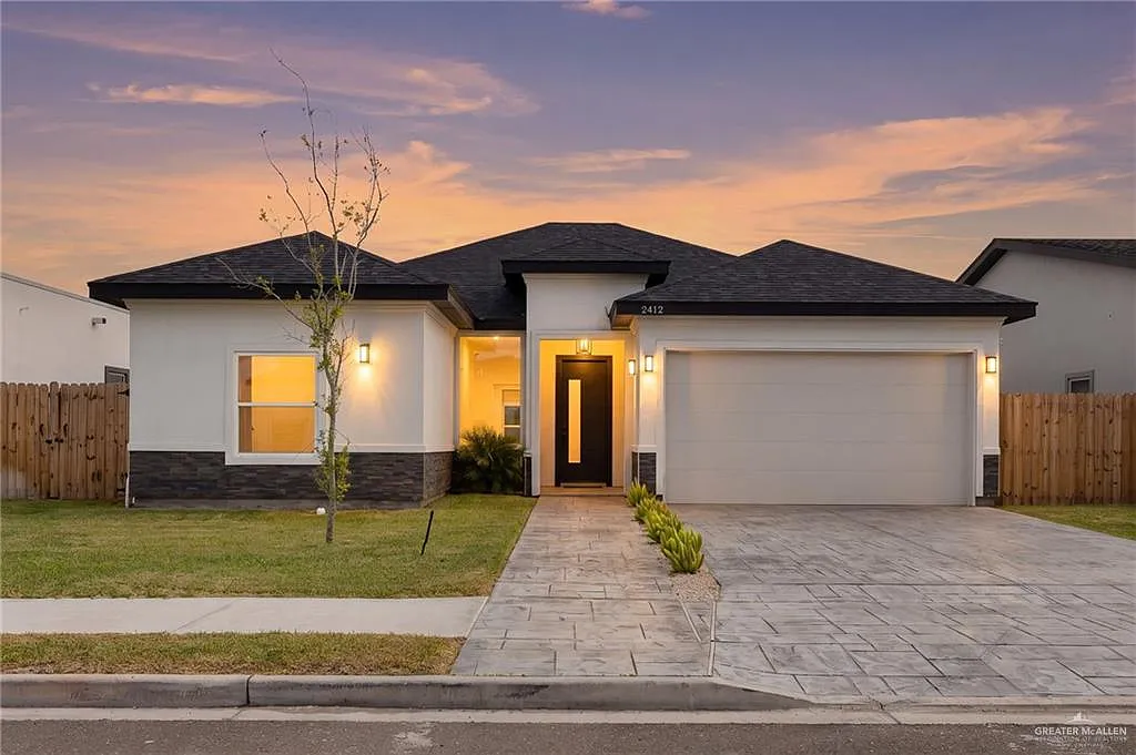 3 bed, 2.5 bath, 1715 sqft, $2,500 — Photo 1